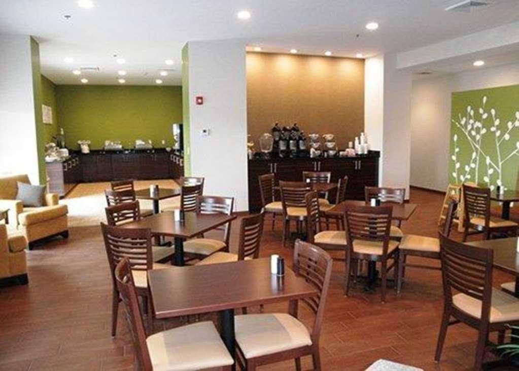 Sleep Inn&Suites Belmont - St. Clairsville Restaurant photo