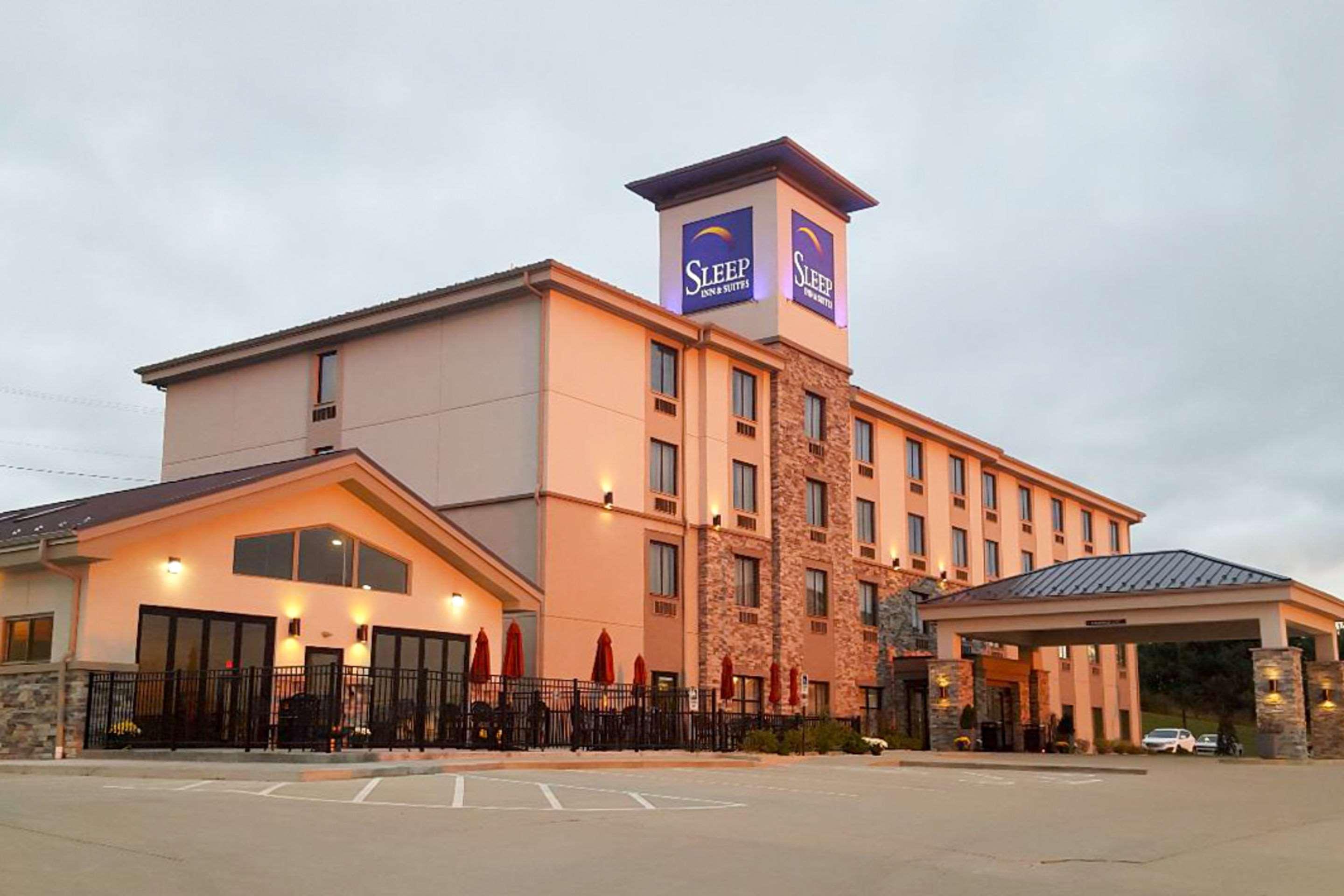 Sleep Inn&Suites Belmont - St. Clairsville Extérieur photo